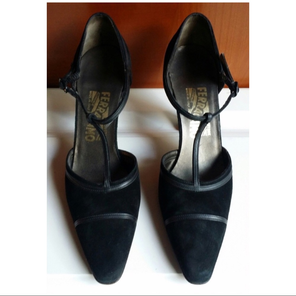 Salvatore Ferragamo pumps